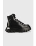 Love Moschino Кожени боти в черно с платформа - Pepit.bg