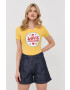 Love Moschino Тениска в жълто - Pepit.bg