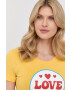 Love Moschino Тениска в жълто - Pepit.bg