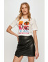 Love Moschino Тениска в бяло - Pepit.bg