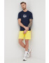 Lyle & Scott Памучен къс панталон в жълто - Pepit.bg