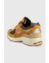 New Balance Маратонки M2002RXG в кафяво - Pepit.bg