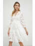 Red Valentino Рокля в бяло къс модел разкроен модел - Pepit.bg