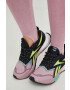 Reebok Classic Клин в розово с изчистен дизайн - Pepit.bg