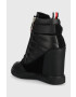 Tommy Hilfiger Боти Wedge Sneaker Boot в черно със скосена платформа - Pepit.bg