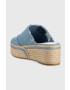 Tommy Hilfiger Чехли DENIM WEDGE FLATFORM в синьо с платформа FW0FW07085 - Pepit.bg