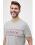 Tommy Hilfiger Памучна тениска в сиво с принт - Pepit.bg