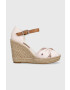 Tommy Hilfiger Сандали BASIC SEERSUCKER HIGH WEDGE в розово със скосена платформа FW0FW07160 - Pepit.bg