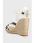 Tommy Hilfiger Сандали CORPORATE WEDGE в бежово със скосена платформа FW0FW07086 - Pepit.bg