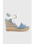 Tommy Hilfiger Сандали DENIM WEDGE SANDAL в синьо със скосена платформа FW0FW07079 - Pepit.bg