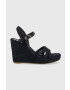 Tommy Hilfiger Сандали ESSENTIAL BASIC WEDGE SANDAL в тъмносиньо със скосена платформа FW0FW07220 - Pepit.bg