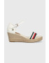 Tommy Hilfiger Сандали MID WEDGE CORPORATE в бяло със скосена платформа - Pepit.bg