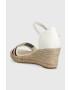 Tommy Hilfiger Сандали MID WEDGE CORPORATE в бяло със скосена платформа - Pepit.bg