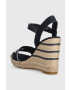 Tommy Hilfiger Сандали SEASONAL WEBBING WEDGE в тъмносиньо с платформа FW0FW07088 - Pepit.bg
