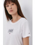 Tommy Jeans Тениска дамска в бяло - Pepit.bg