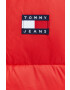 Tommy Jeans Яке в червено със зимна изолация - Pepit.bg