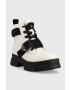 Ugg Кожени кубинки W Ashton Lace Up в бяло с платформа - Pepit.bg