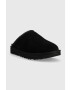 Ugg Велурени чехли M Classic Slip-on в черно - Pepit.bg