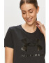 Under Armour Тениска в черно - Pepit.bg