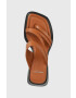 Vagabond Shoemakers Кожени чехли INES в кафяво с висок ток - Pepit.bg