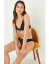 women'secret Сутиен NATURAL в черно с изчистен дизайн - Pepit.bg