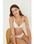 women'secret Сутиен PRETTY в бяло с изчистен дизайн - Pepit.bg