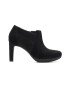 Clarks Велурени боти Ambyr - Pepit.bg