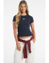 GUESS JEANS Слим тениска - Pepit.bg