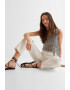 Mango Асиметричен къс топ Escala с десен - Pepit.bg