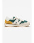 New Balance Спортни обувки Classics с велур - Pepit.bg