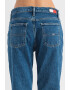Tommy Jeans Скъсени дънки Mom - Pepit.bg