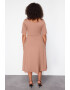Trendyol Разкроена миди рокля Plus Size - Pepit.bg