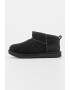 UGG Велурени ботуши Classic Ultra Mini - Pepit.bg