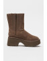 UGG Велурени ботуши до прасеца Classic Twin - Pepit.bg