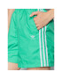 adidas Спортни шорти adicolor Classics Ripstop HC1916 Зелен Regular Fit - Pepit.bg