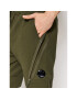 C.P. Company Долнище анцуг Diagonal Raised 12CMSP084A 005086W Зелен Regular Fit - Pepit.bg