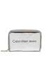 Calvin Klein Jeans Малък дамски портфейл Sculpted Med Zip Around K60K610405 Сребрист - Pepit.bg