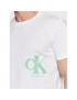 Calvin Klein Jeans Тишърт J30J322875 Бял Regular Fit - Pepit.bg
