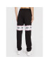 Chiara Ferragni Долнище анцуг 73CBAT03 Черен Jogger Fit - Pepit.bg