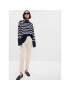 Gap Текстилни панталони 541213-00 Екрю Regular Fit - Pepit.bg