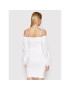 Guess Ежедневна рокля Off-Shoulder W2GK94 WEI90 Бял Regular Fit - Pepit.bg