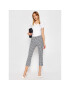 Guess Тишърт Ss Vn Mini Triangle W1GI17 J1311 Бял Slim Fit - Pepit.bg