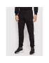 Hummel Долнище анцуг Isam 2.0 214336 Черен Regular Fit - Pepit.bg