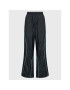 Reebok Долнище анцуг Classics HG1179 Черен Relaxed Fit - Pepit.bg