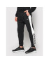 Reebok Долнище анцуг Essentials Linear Logo GI8526 Черен Regular Fit - Pepit.bg