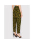 Sisley Текстилни панталони 4PYXLF016 Зелен Regular Fit - Pepit.bg
