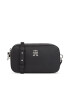 Tommy Hilfiger Дамска чанта Th Emblem Camera Bag AW0AW15179 Черен - Pepit.bg