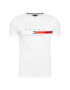 Tommy Hilfiger Тишърт Global Stripe Chest Tee MW0MW16572 Бял Regular Fit - Pepit.bg