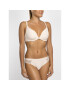Triumph Сутиен с банели Body Make-Up Essential 10185573 Бежов - Pepit.bg