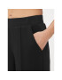 Vero Moda Текстилни панталони 10296830 Черен Relaxed Fit - Pepit.bg